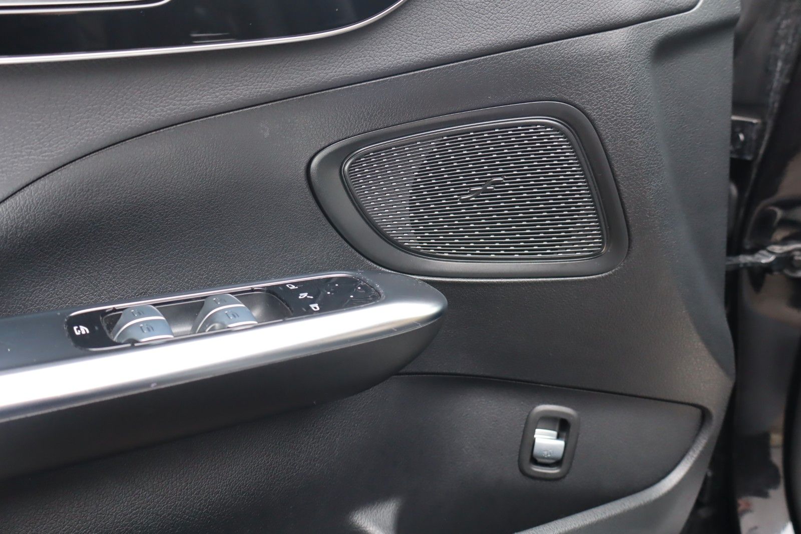 Mercedes-Benz C 220 C -Klasse Lim. AMG Line//LED/Schiebedach/ foto 25