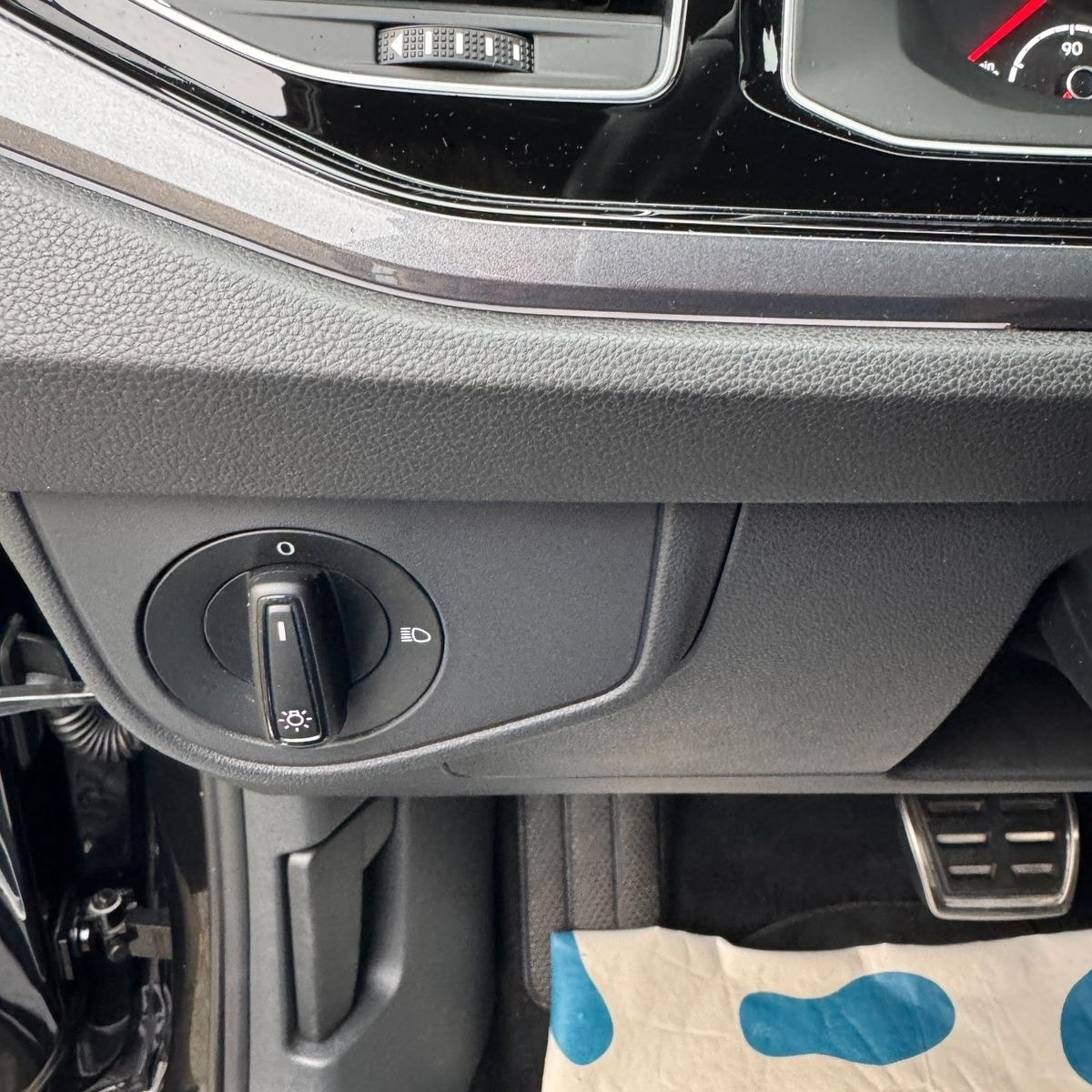 Volkswagen Polo VI GTI 2.0TSI foto 14