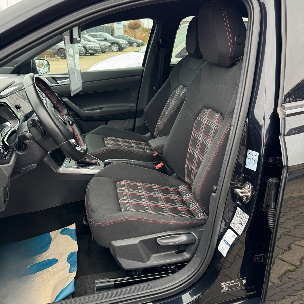 Volkswagen Polo VI GTI 2.0TSI foto 8