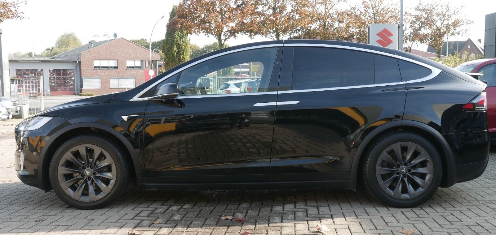 Tesla Model X Dual 6 Sitze*Navi*AHK*90,62% SOH foto 4