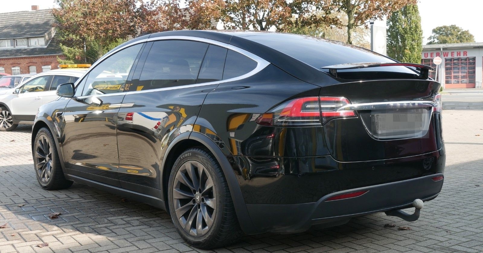 Tesla Model X Dual 6 Sitze*Navi*AHK*90,62% SOH foto 5