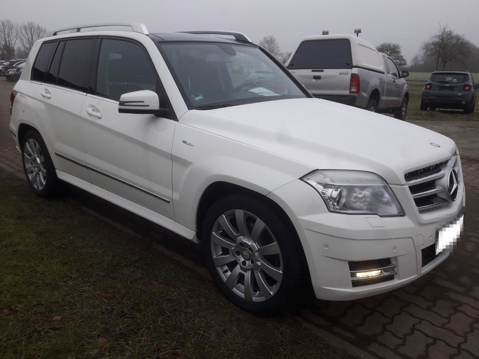 Mercedes-Benz GLK 220 CDI BlueEffic. 4Matic+AHK+BiXenon+Pano++ foto 4
