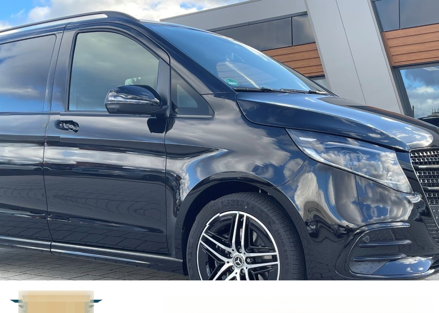 Mercedes-Benz V 300 d AMG EXCLUSIVE EDITION 4MATIC lang Voll V foto 1