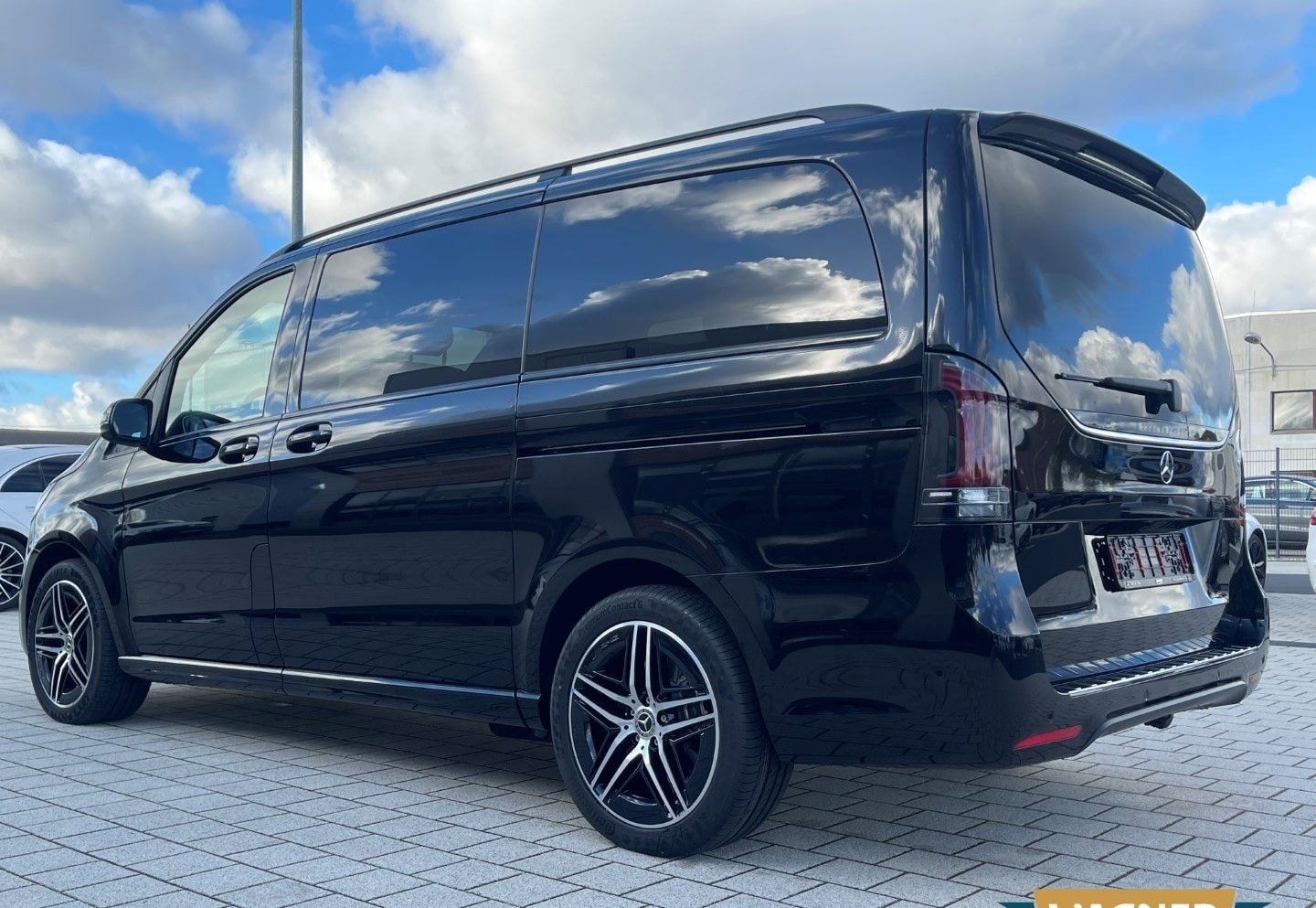 Mercedes-Benz V 300 d AMG EXCLUSIVE EDITION 4MATIC lang Voll V foto 21