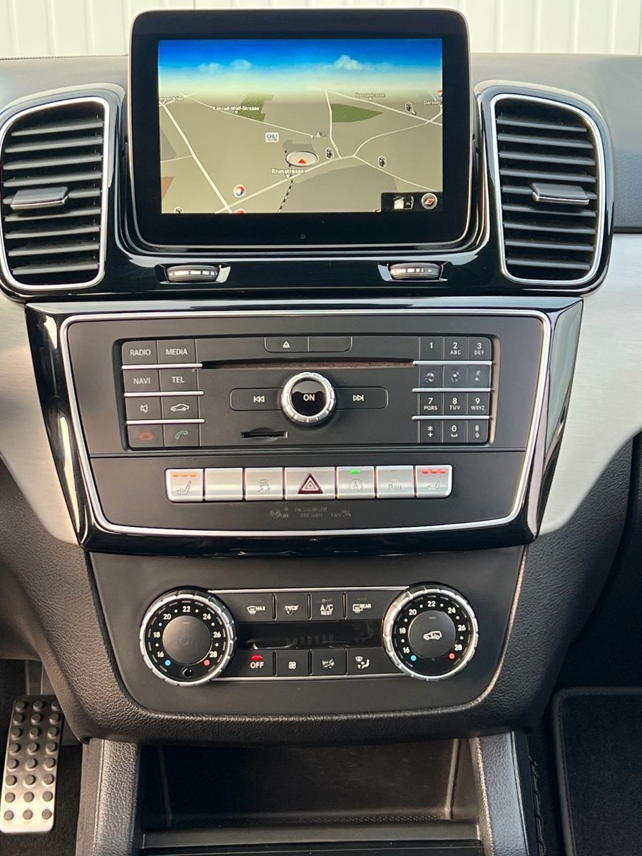 Mercedes-Benz GLE 350 4M AMG-LINE COMAND SCHIEBED. LED KEYLESS foto 16