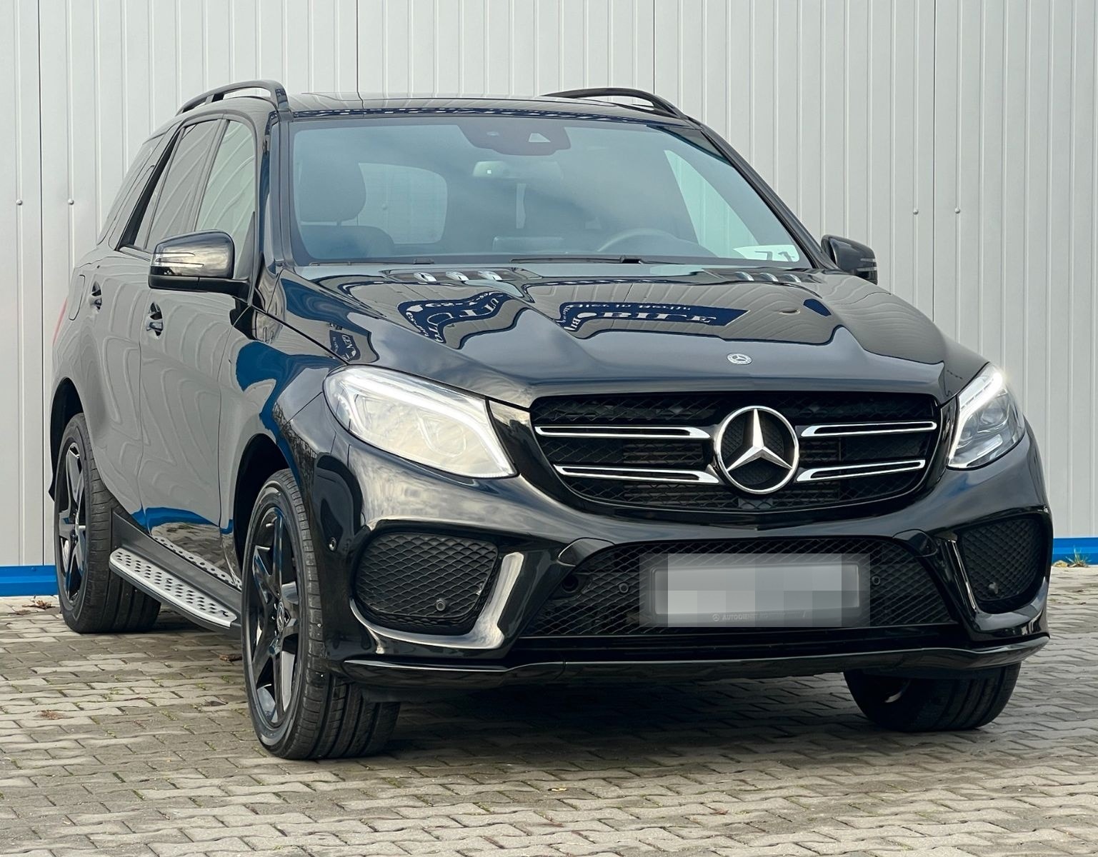 Mercedes-Benz GLE 350 4M AMG-LINE COMAND SCHIEBED. LED KEYLESS foto 3