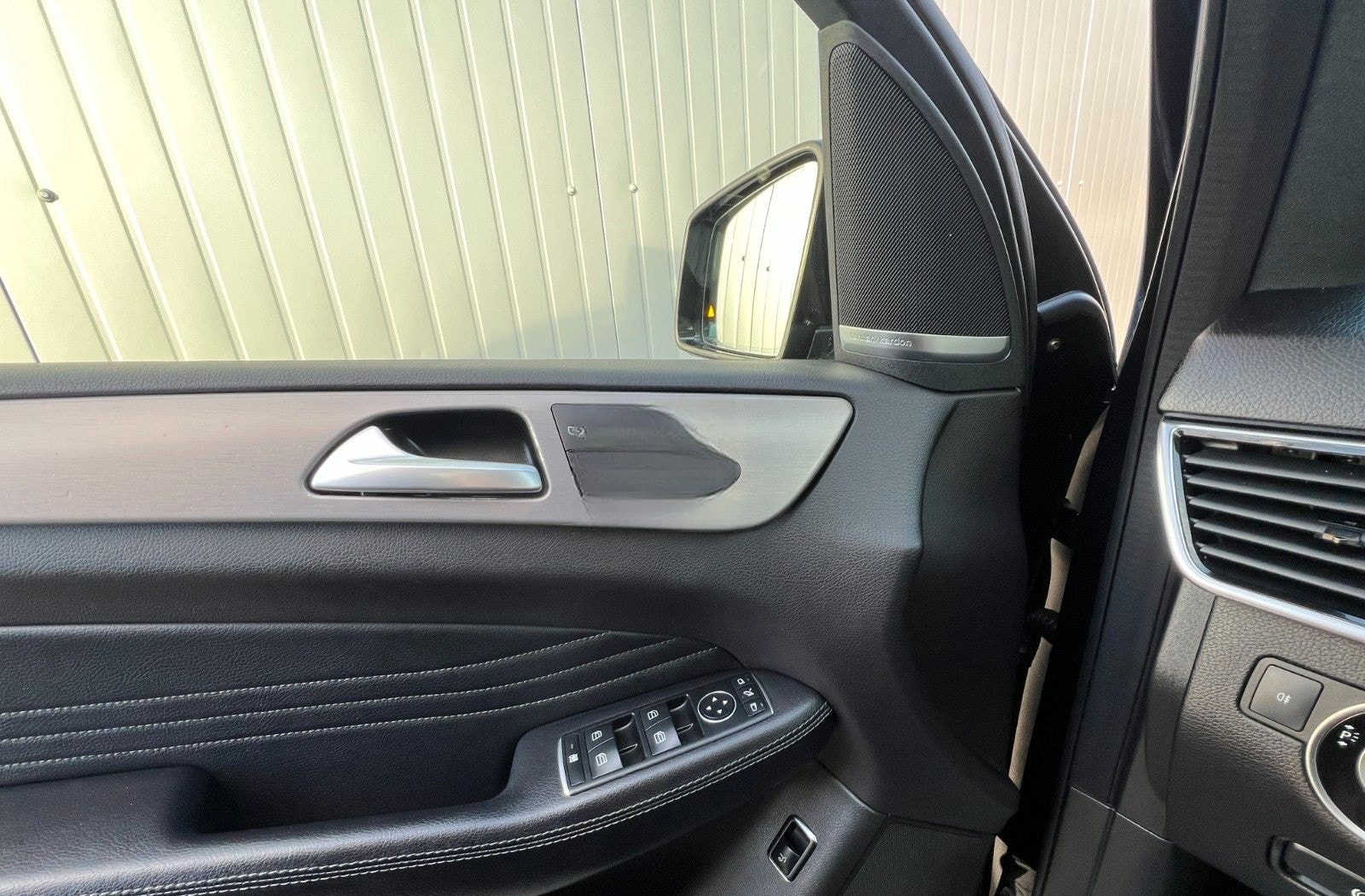 Mercedes-Benz GLE 350 4M AMG-LINE COMAND SCHIEBED. LED KEYLESS foto 21