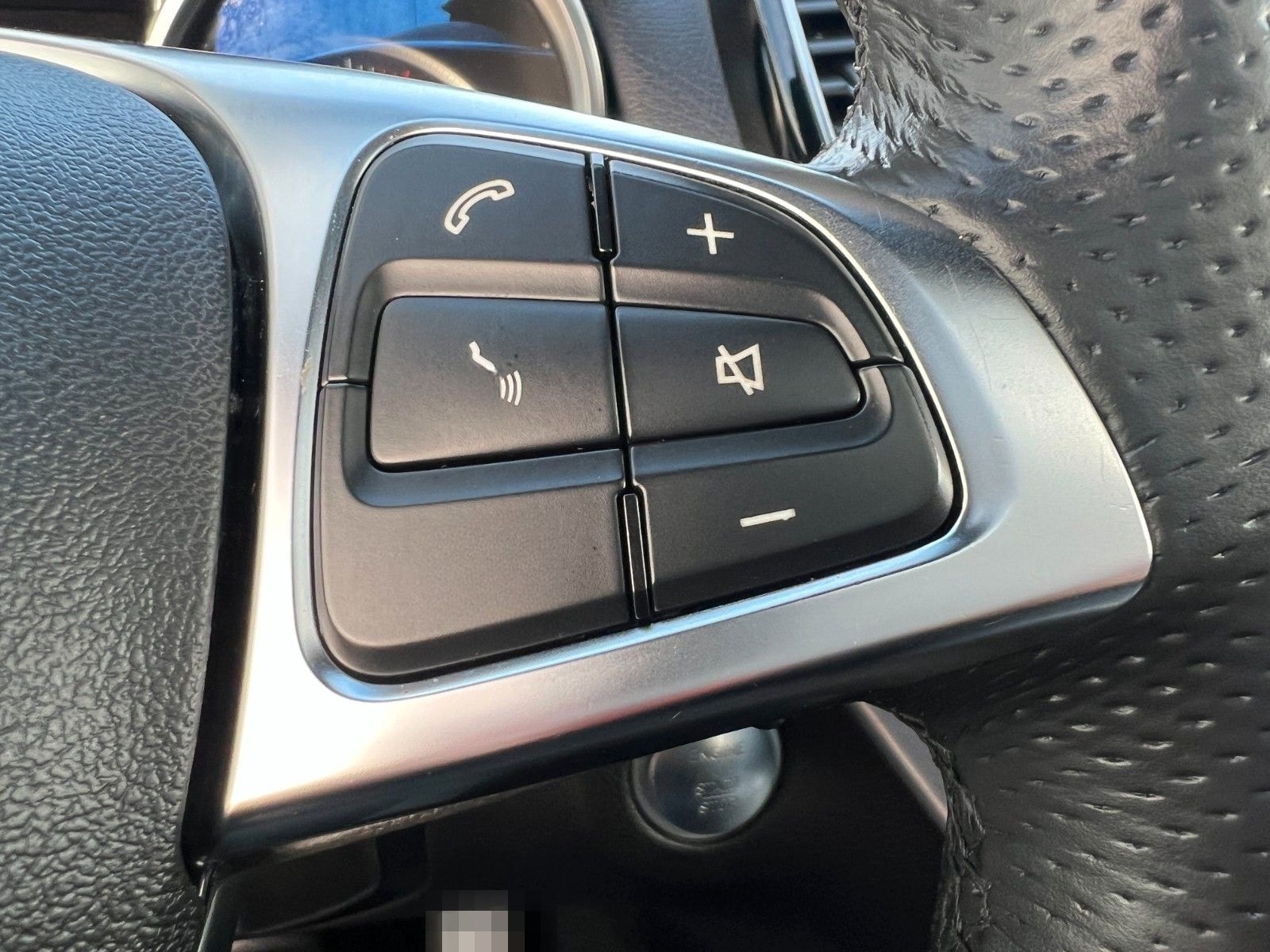 Mercedes-Benz GLE 350 4M AMG-LINE COMAND SCHIEBED. LED KEYLESS foto 25