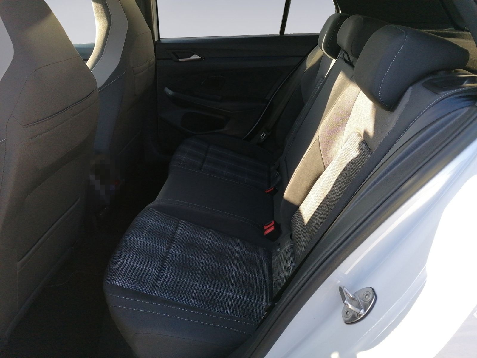 Volkswagen Golf VIII GTD 2.0 TDI DSG PANO+HARMAN+19"ALU foto 14