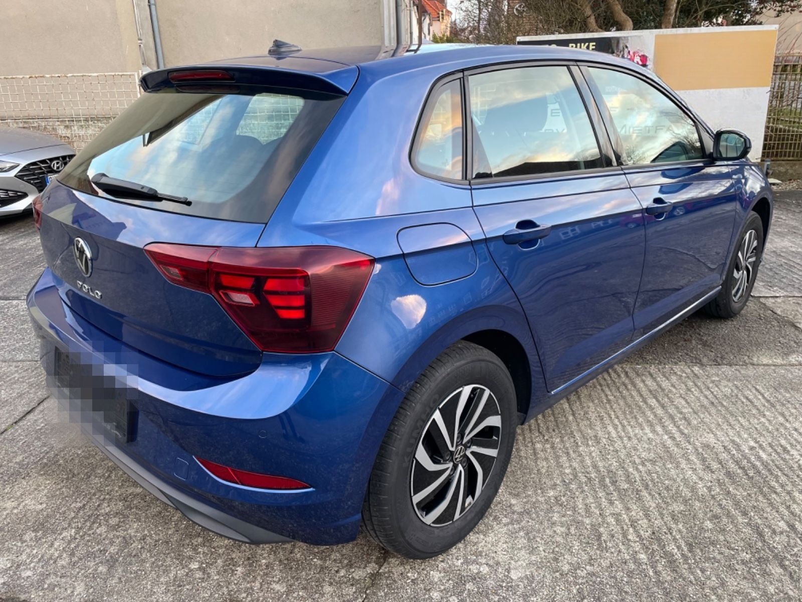 Volkswagen Polo VI Life LED / ACC / PDC foto 4