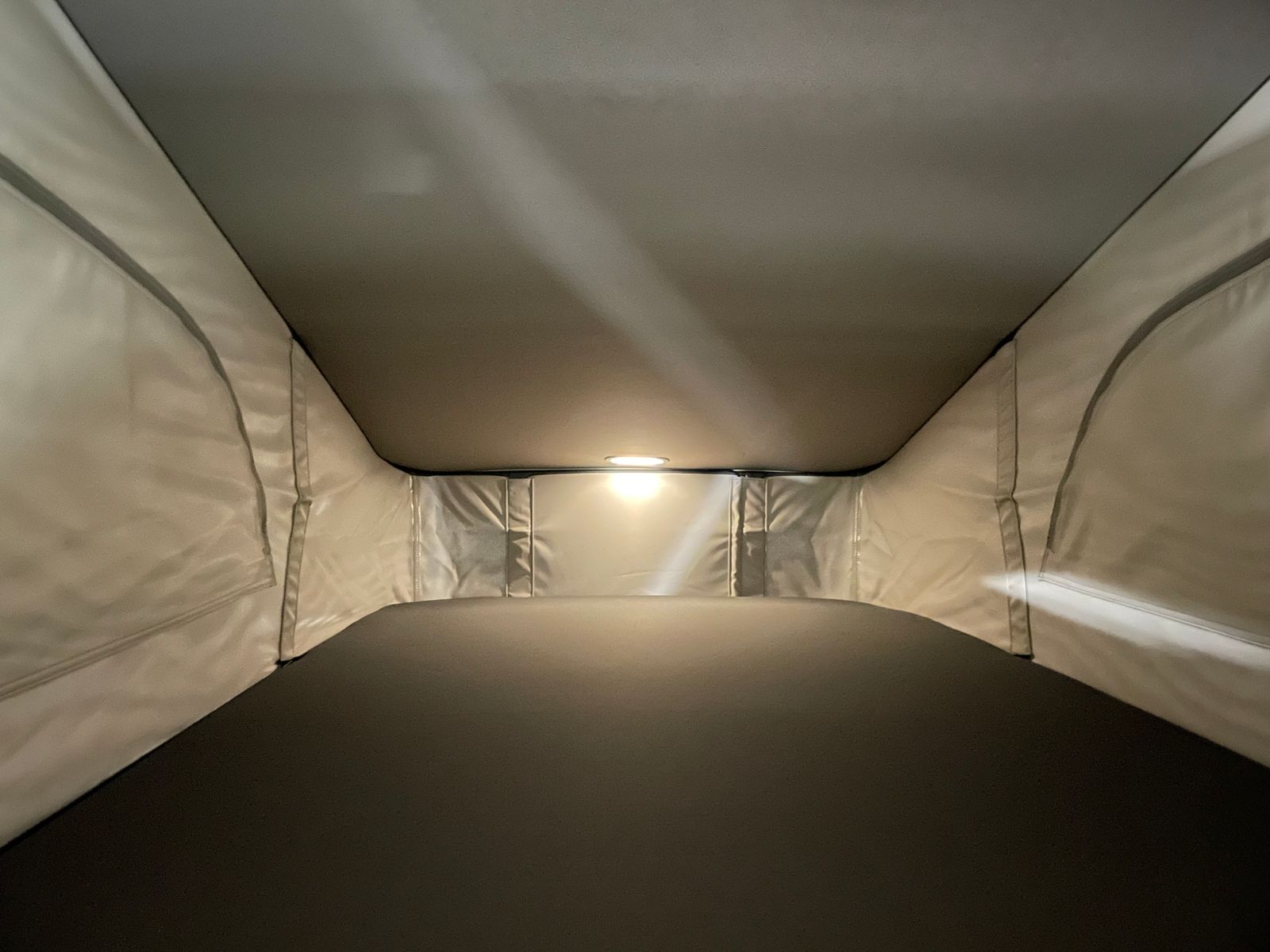 Volkswagen T7 California Ocean 2.0 TDI DSG NAV STNDHZG foto 21