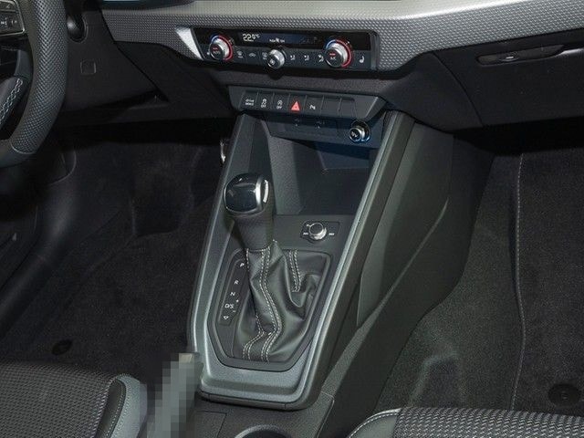 Audi A1 Sportback 35 TFSI S-tronic S line LED NAVI foto 11