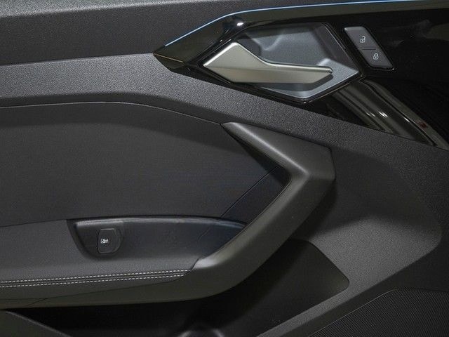 Audi A1 Sportback 35 TFSI S-tronic S line LED NAVI foto 15