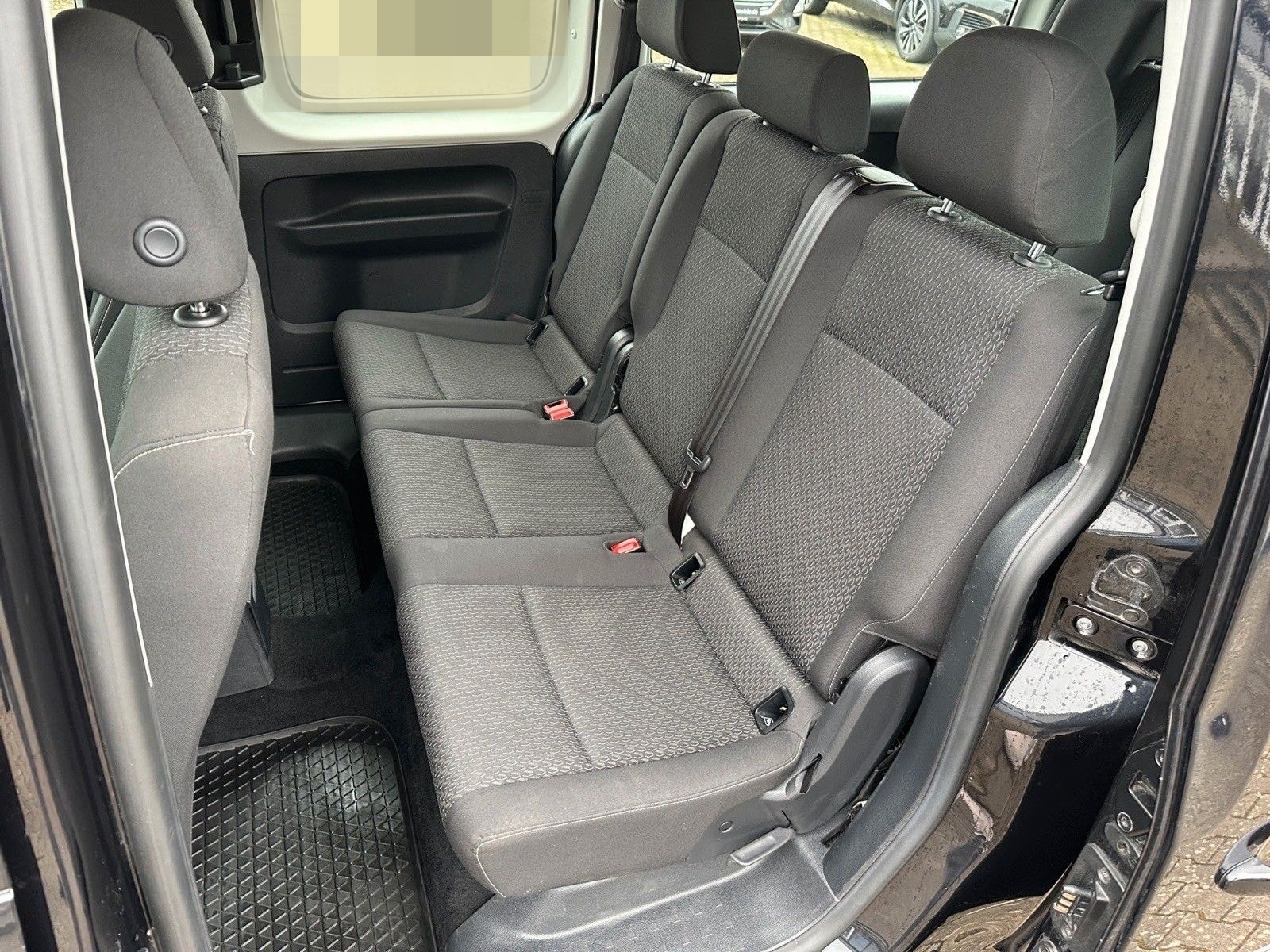 Volkswagen Caddy PKW Maxi / 7 Sitze / AHK / Kamera foto 13