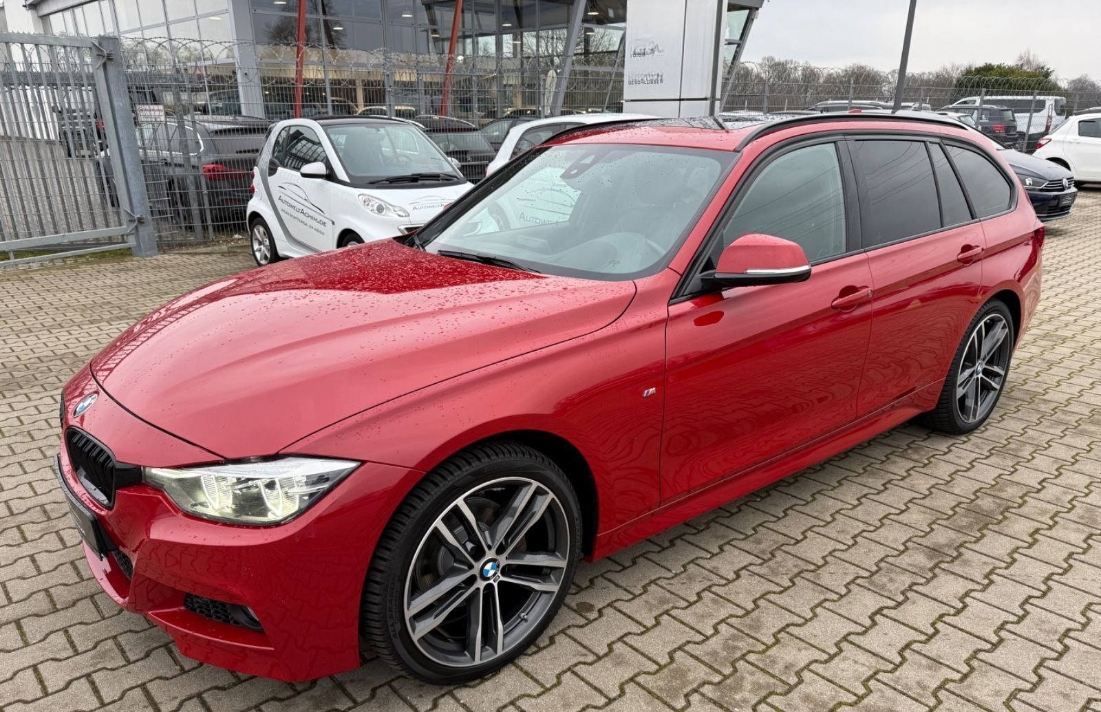 BMW 320d  Touring  xDrive M Sport Shadow foto 1