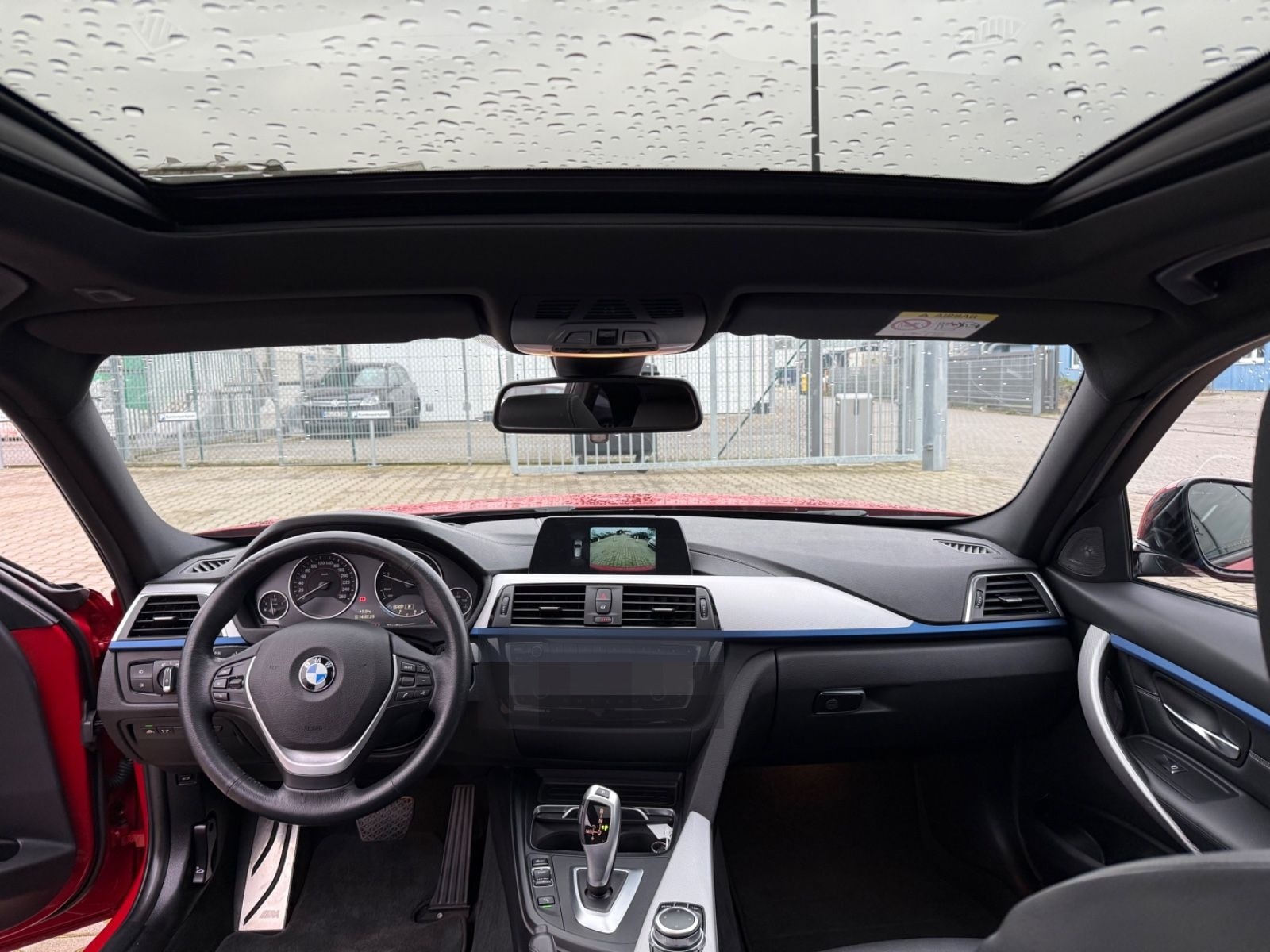 BMW 320d  Touring  xDrive M Sport Shadow foto 12