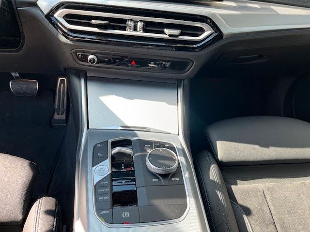 BMW 320 dT xDrive M Sport / AHK / LED + Winterrä. foto 7