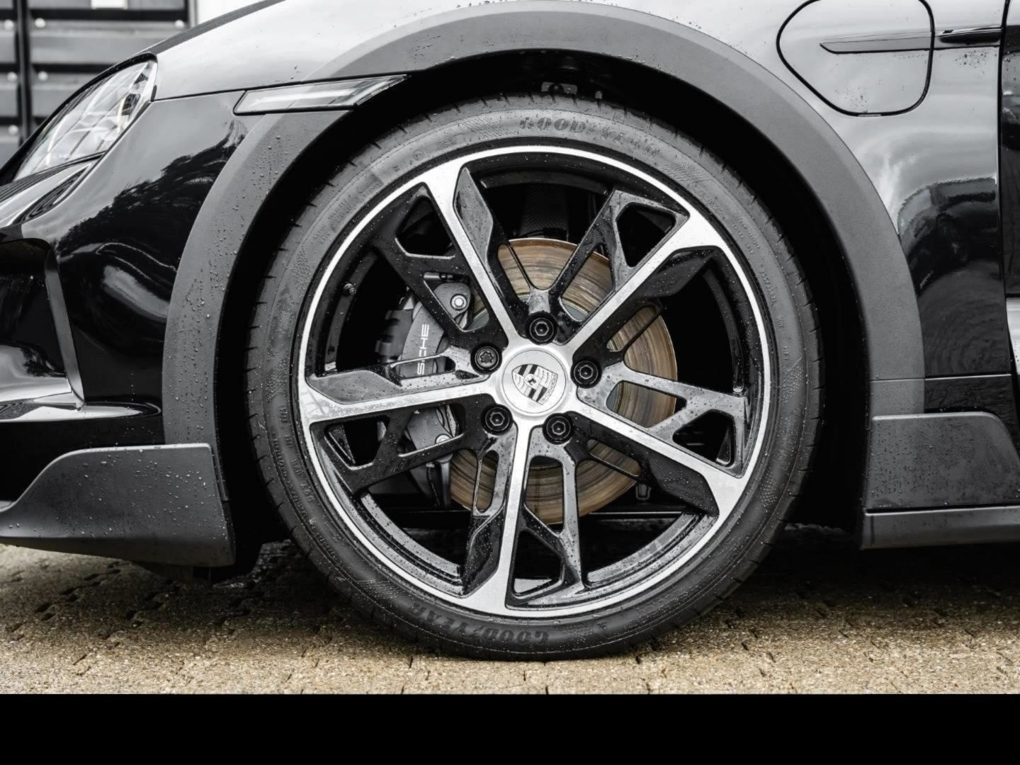 Porsche Taycan 4 Cross Turismo BOSE Panorama LED-Matrix foto 13