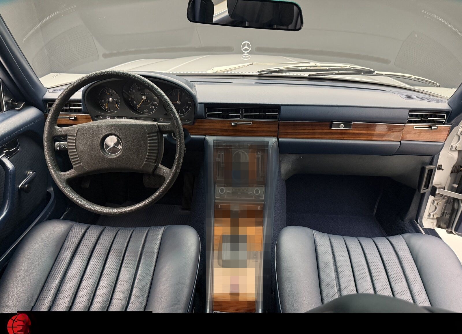 Mercedes-Benz 450 SE Limousine W116 foto 11