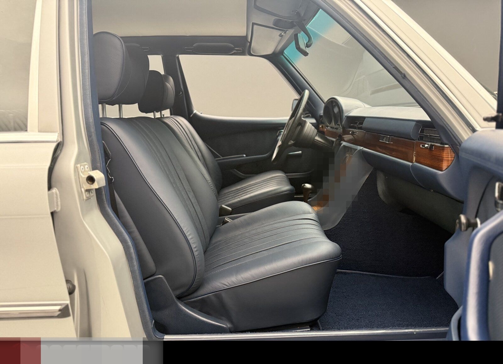 Mercedes-Benz 450 SE Limousine W116 foto 13