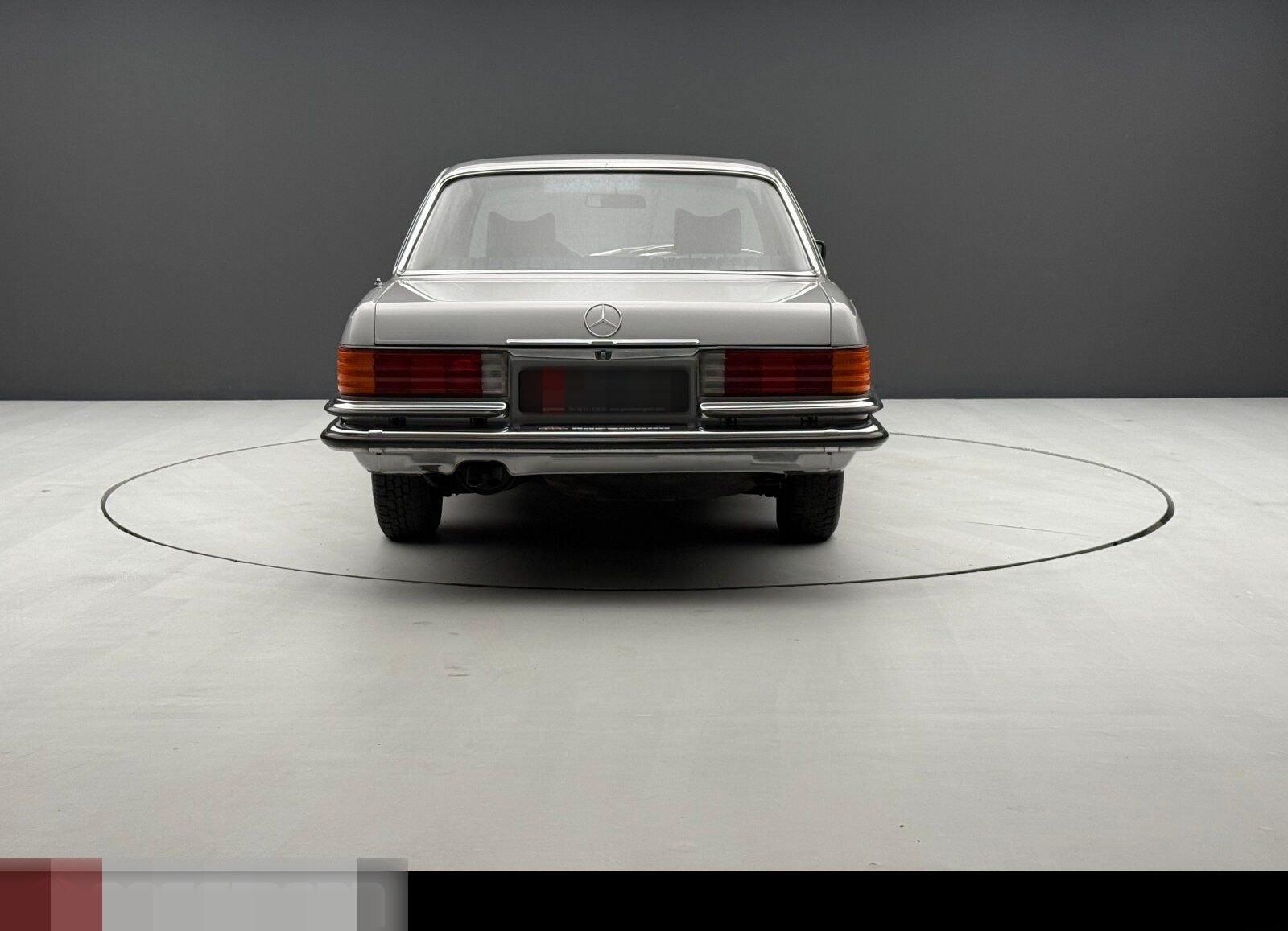 Mercedes-Benz 450 SE Limousine W116 foto 6