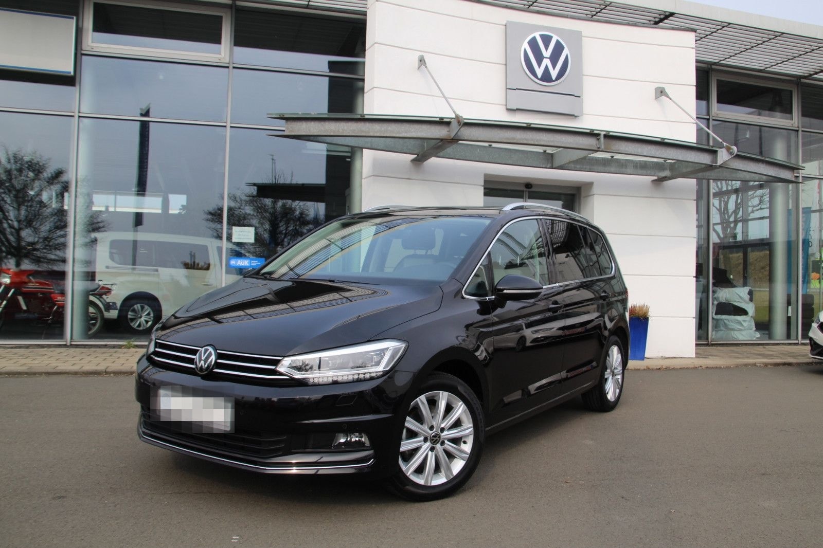 Volkswagen Touran Highline TDI DSG  7Si+AHK+Kamera+Ganzj foto 3