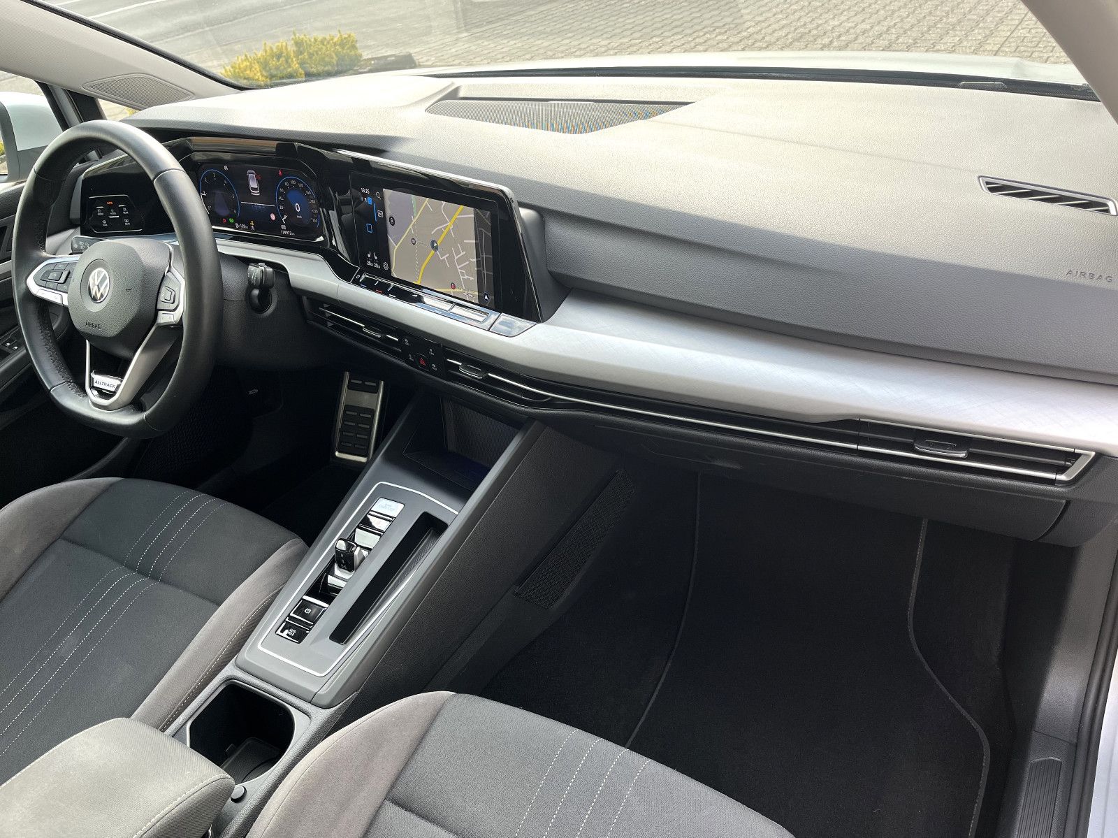 Volkswagen Golf Variant VIII 2.0 TDI Alltrack*IQ.Light*Pano foto 6