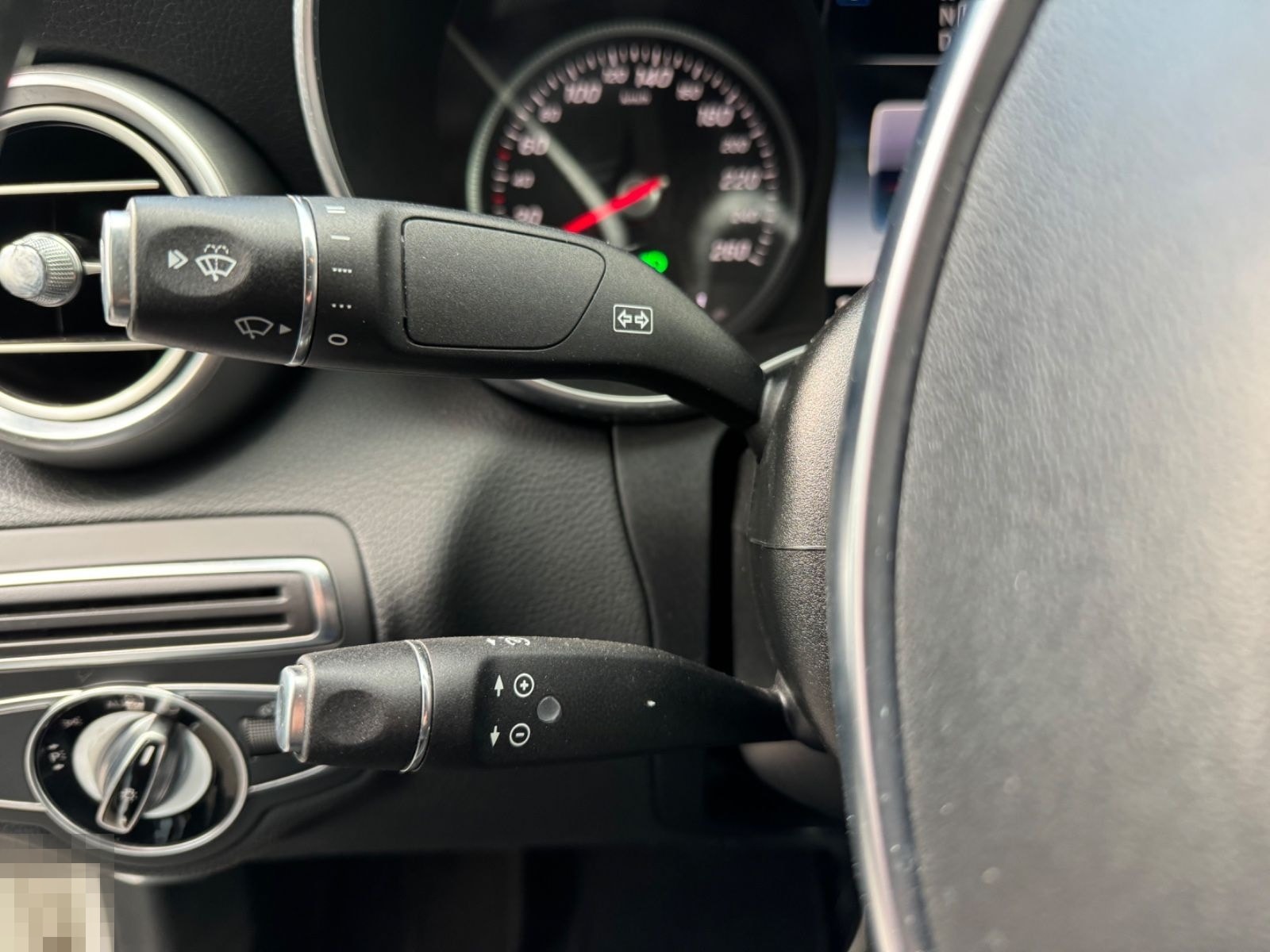 Mercedes-Benz C 180 CGI*AMG-LINE*NIGHTPAKET*AUTOM*LED*TEMPOMAT foto 16