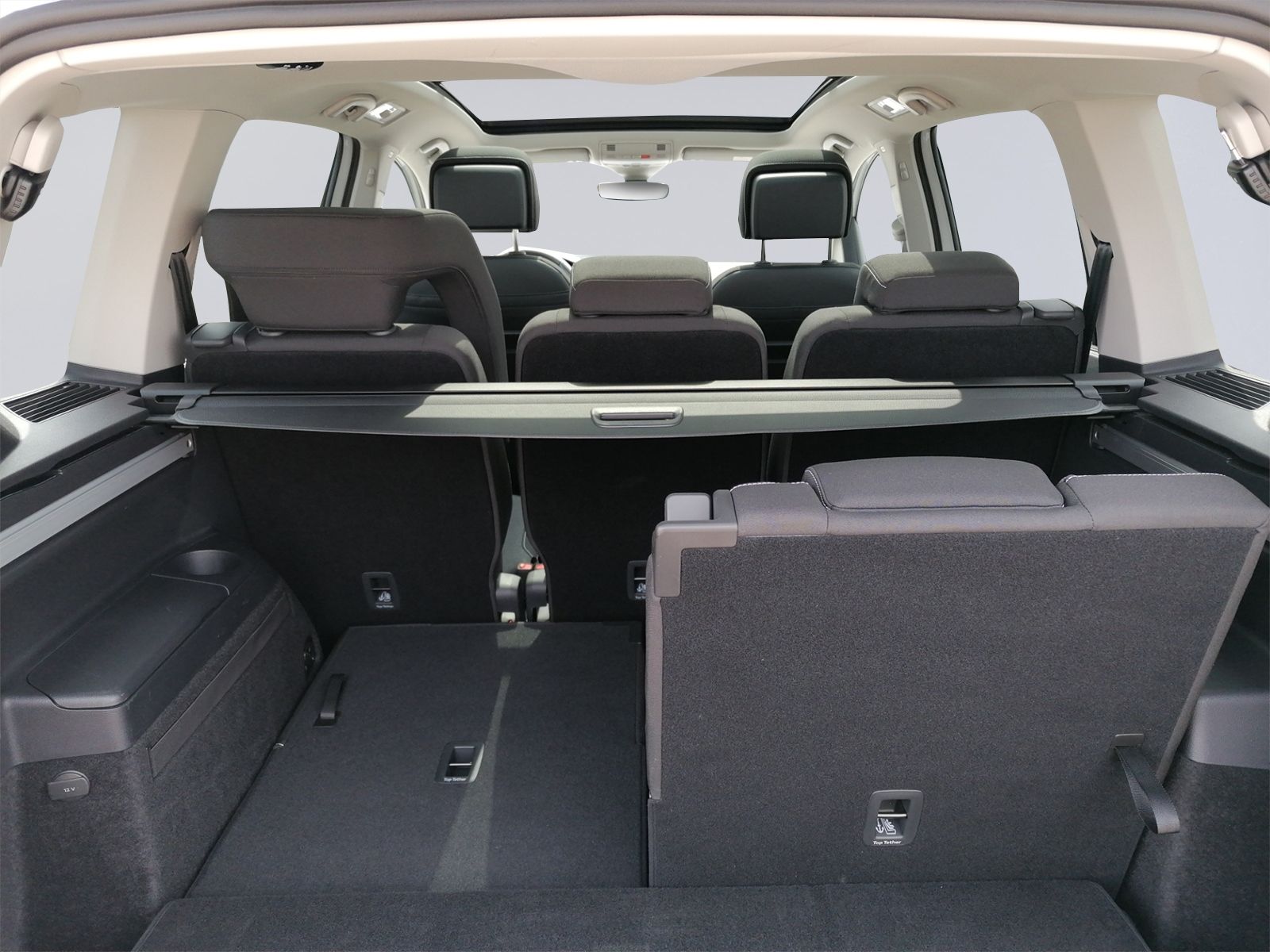 Volkswagen Touran R Line 1.5 TSI DSG PANO+AHK+7-SITZE+ foto 17