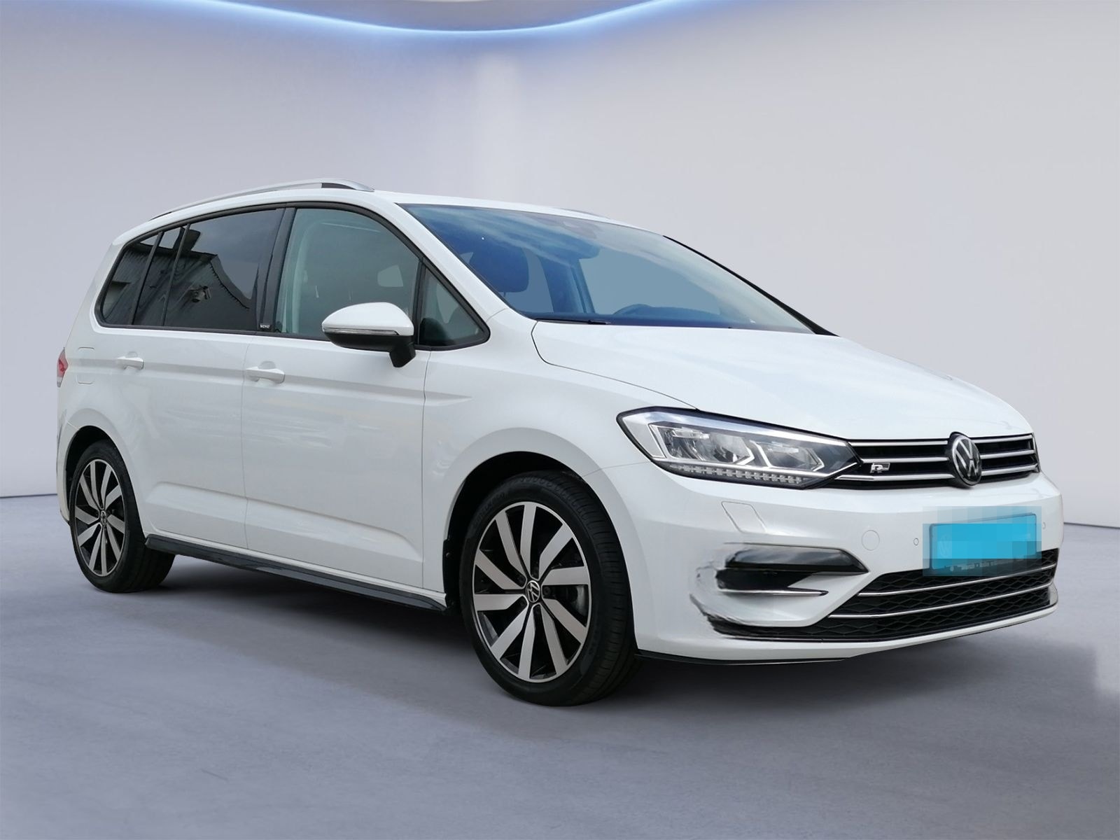 Volkswagen Touran R Line 1.5 TSI DSG PANO+AHK+7-SITZE+ foto 7