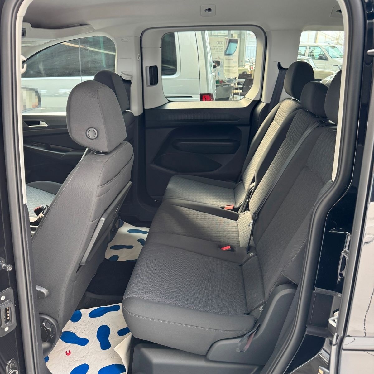 Volkswagen Caddy Life foto 8