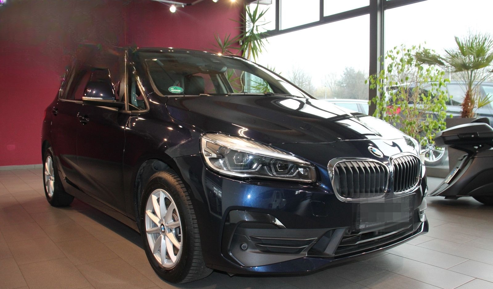 BMW 220 Active Tourer Navi LED AHK Leder Pano