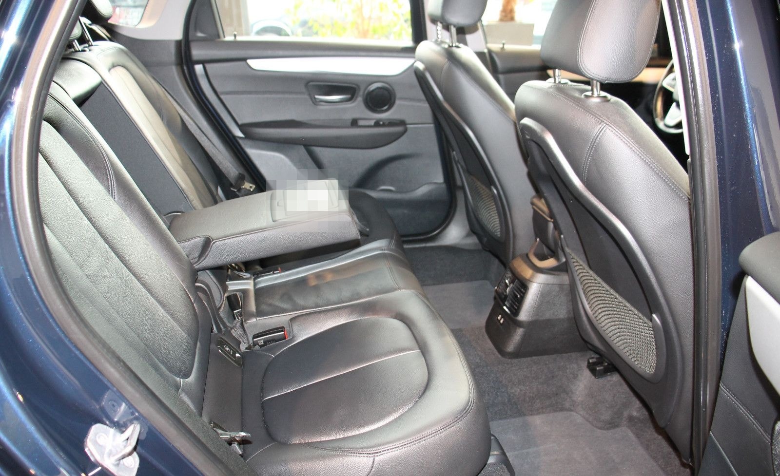 BMW 220 Active Tourer Navi LED AHK Leder Pano foto 18