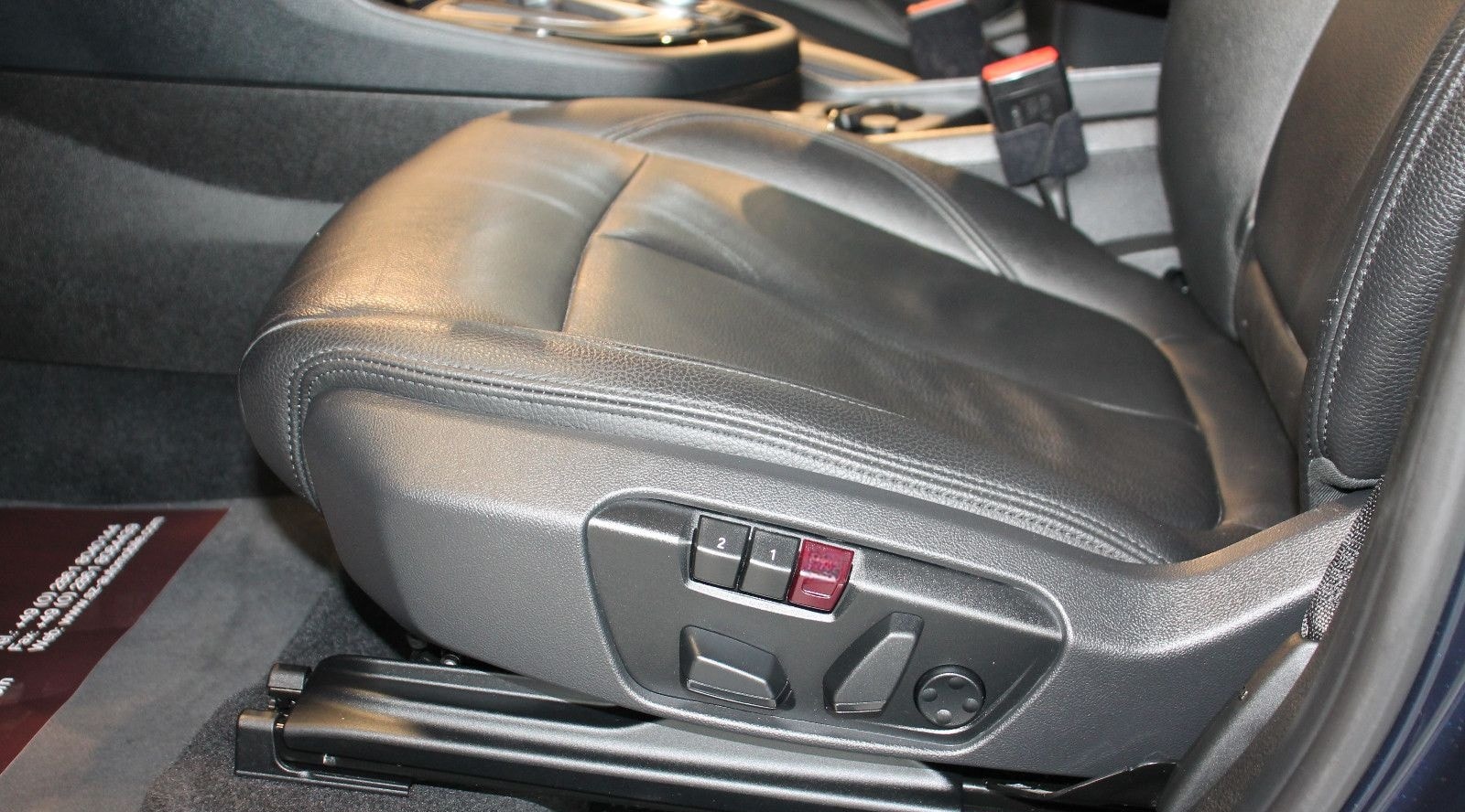 BMW 220 Active Tourer Navi LED AHK Leder Pano foto 9