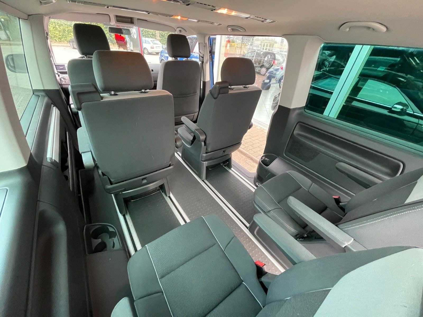 Volkswagen T5 Multivan Tempomat Sitzheizung Navi Zuheizer foto 16