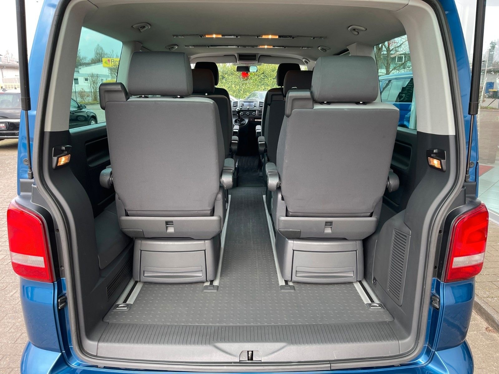 Volkswagen T5 Multivan Tempomat Sitzheizung Navi Zuheizer foto 10