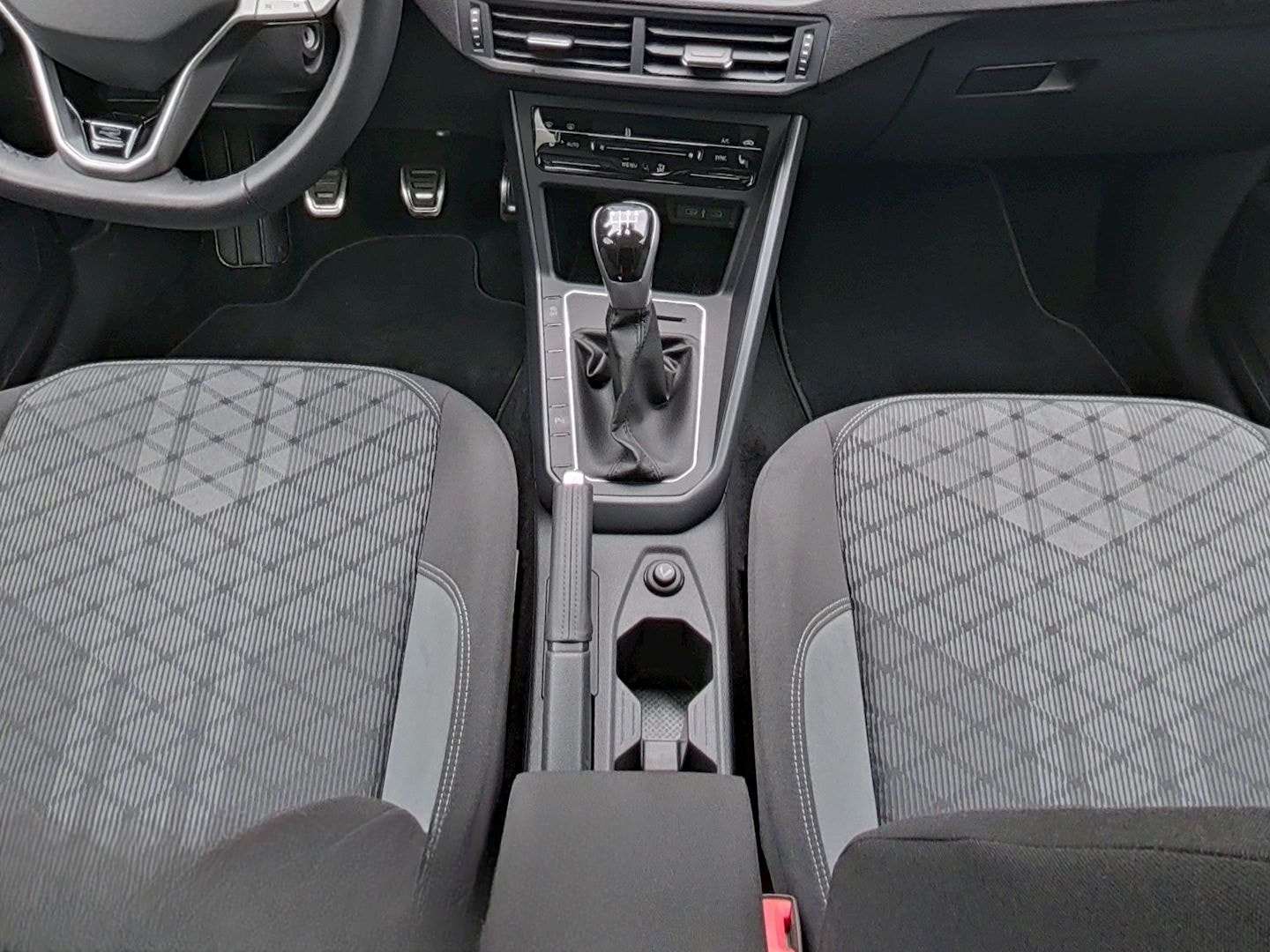 Volkswagen Polo 1.0 TSI R-Line IQ.DRIVE NAVI KAMERA ACC foto 8