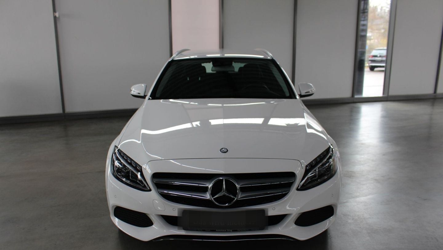 Mercedes-Benz C 180 T Avantgarde Navi LED SHZ PTS foto 2