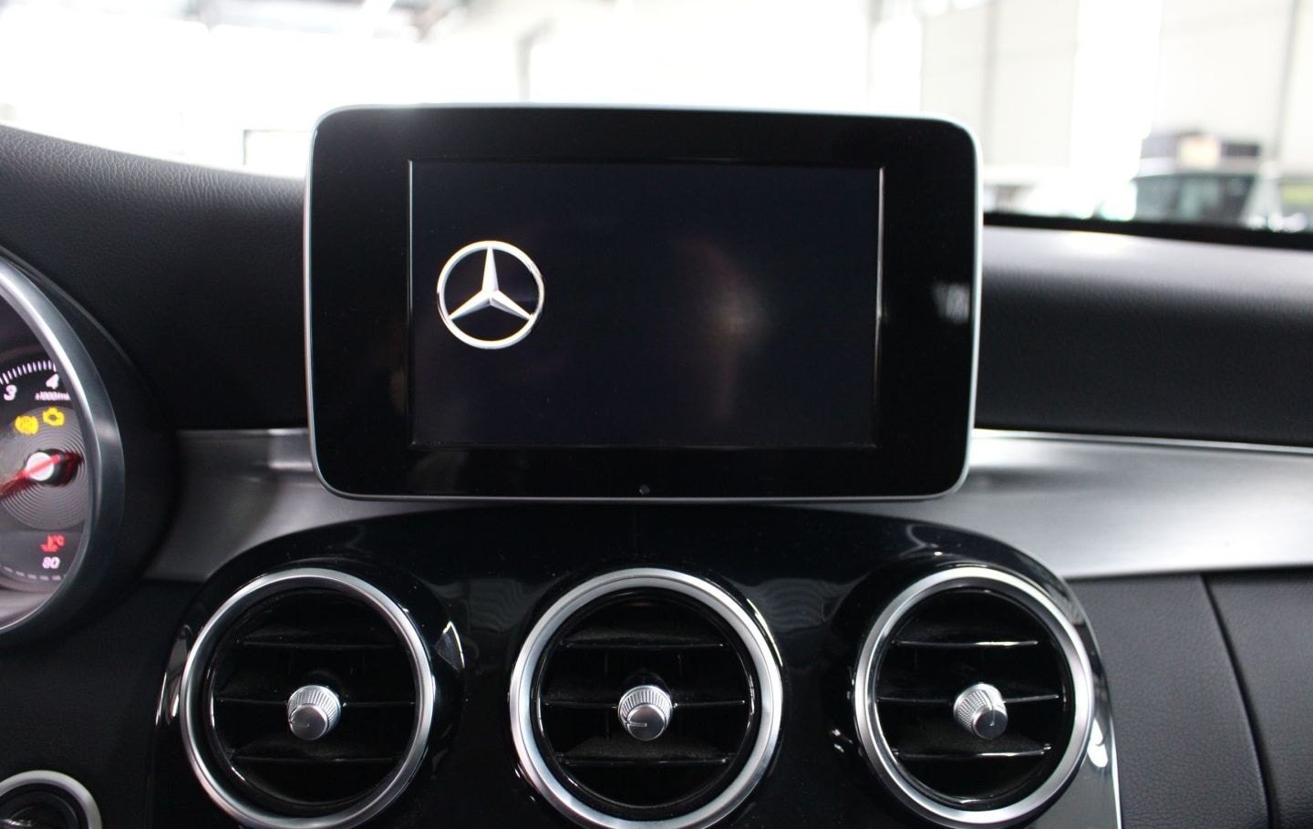 Mercedes-Benz C 180 T Avantgarde Navi LED SHZ PTS foto 13