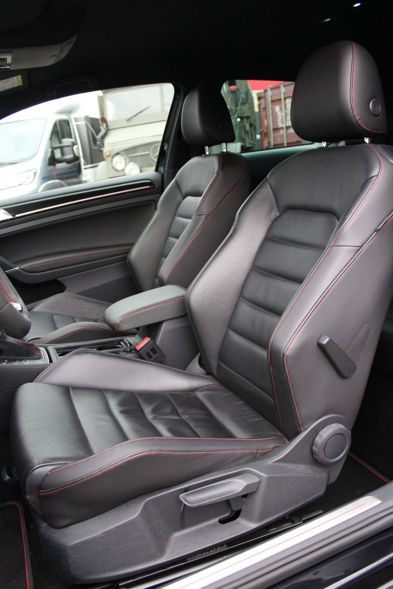 Volkswagen Golf VII GTI Clubsport Unfallfrei Leder Navi foto 12