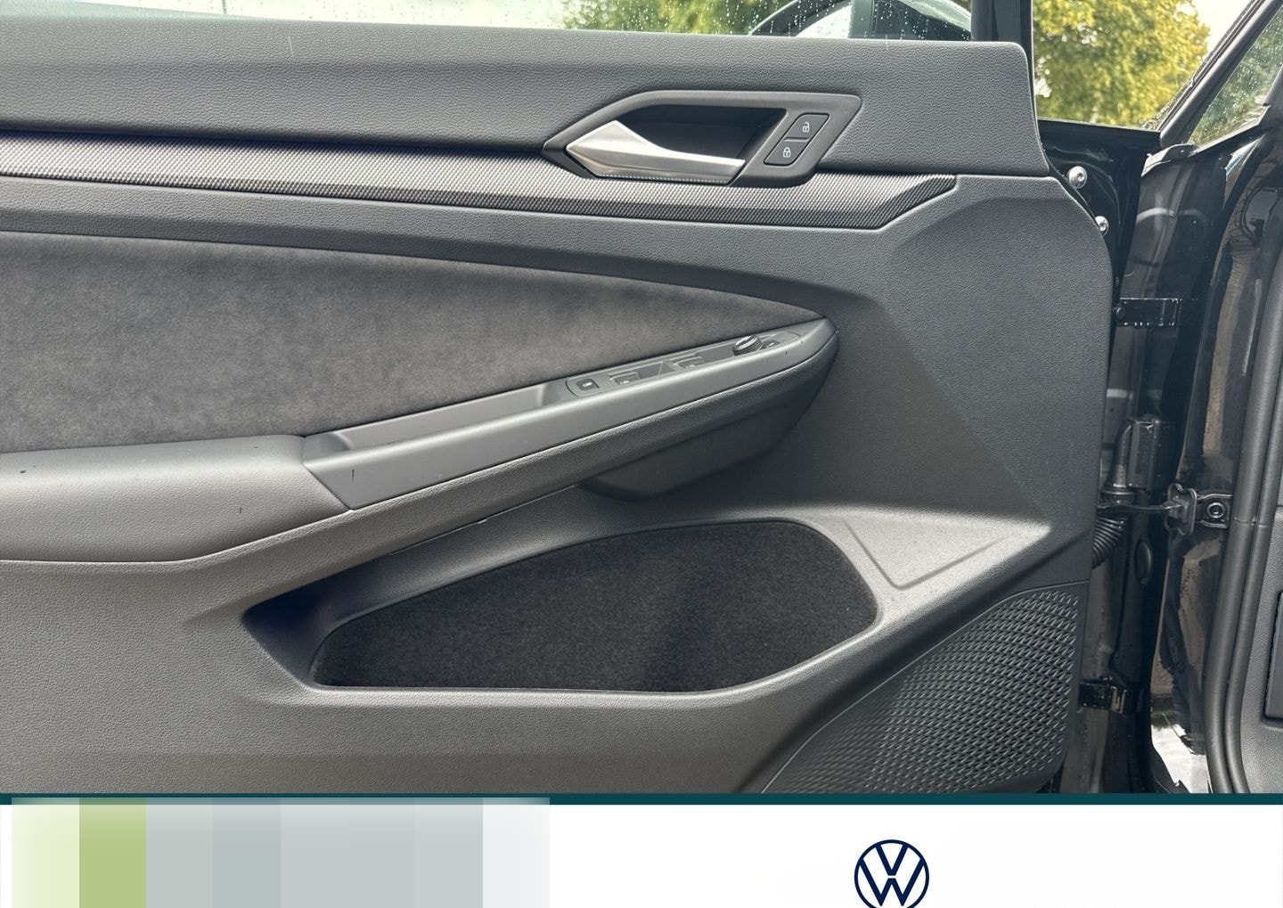 Volkswagen Golf VIII R-Line 2.0 TDI DSG LED HUD Navi AHK Fe foto 17