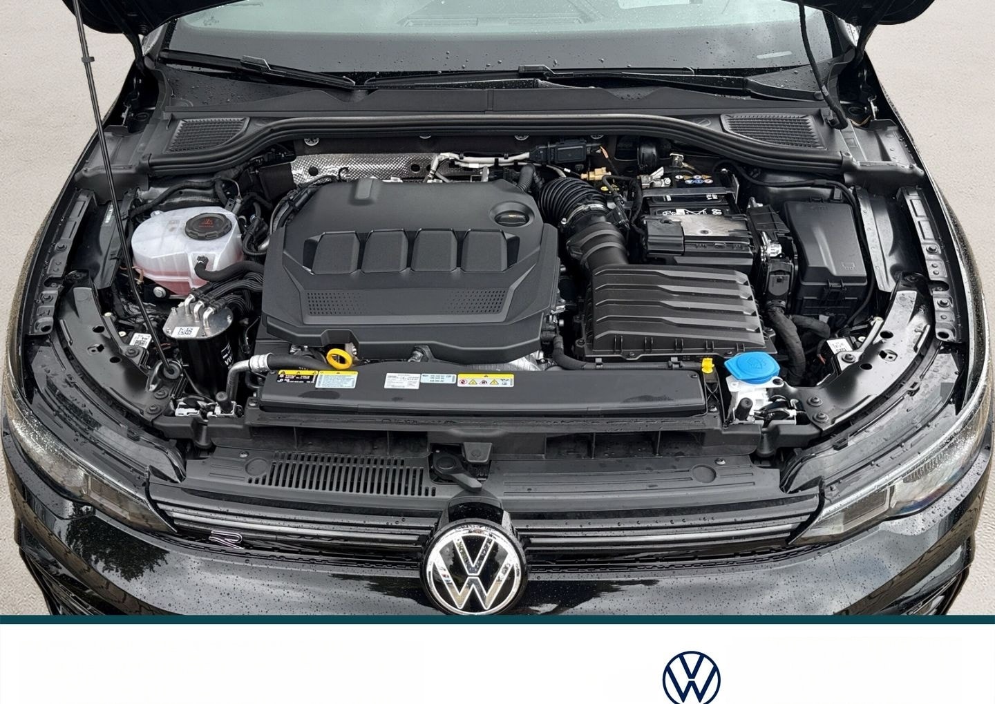 Volkswagen Golf VIII R-Line 2.0 TDI DSG LED HUD Navi AHK Fe foto 19