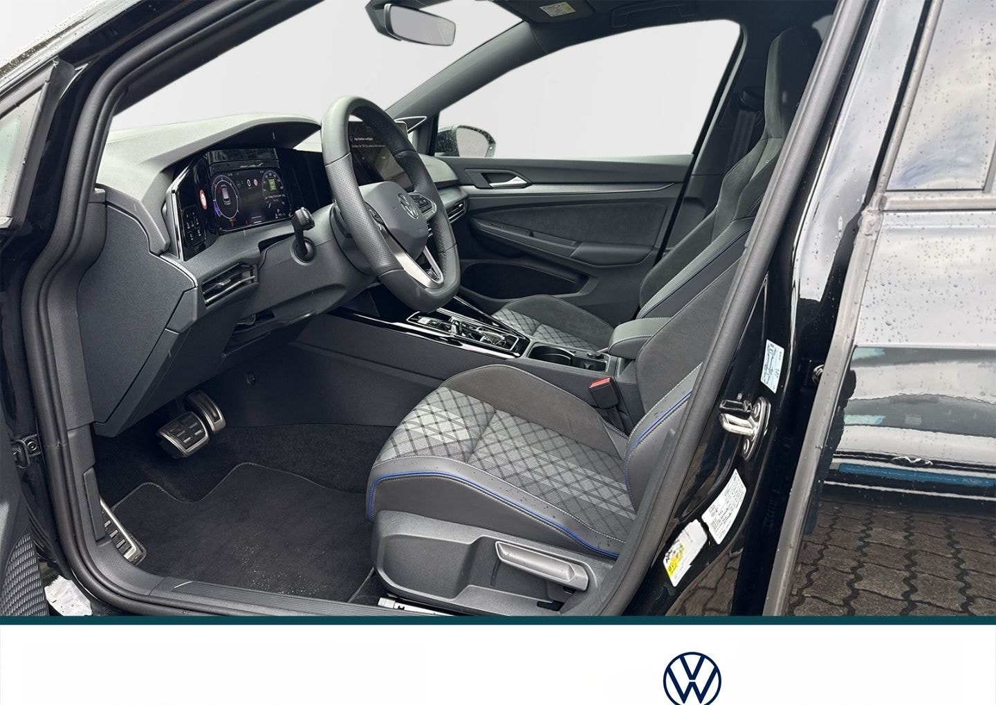 Volkswagen Golf VIII R-Line 2.0 TDI DSG LED HUD Navi AHK Fe foto 7