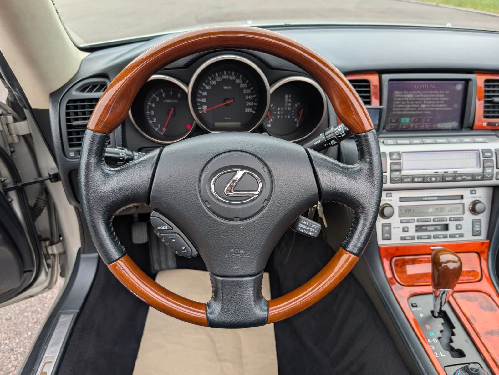 Lexus SC 430 PDC*MEMORY*SHZ*NAVI foto 15