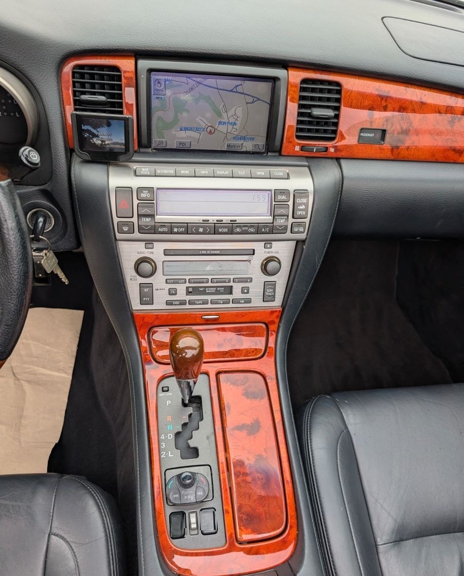 Lexus SC 430 PDC*MEMORY*SHZ*NAVI foto 18