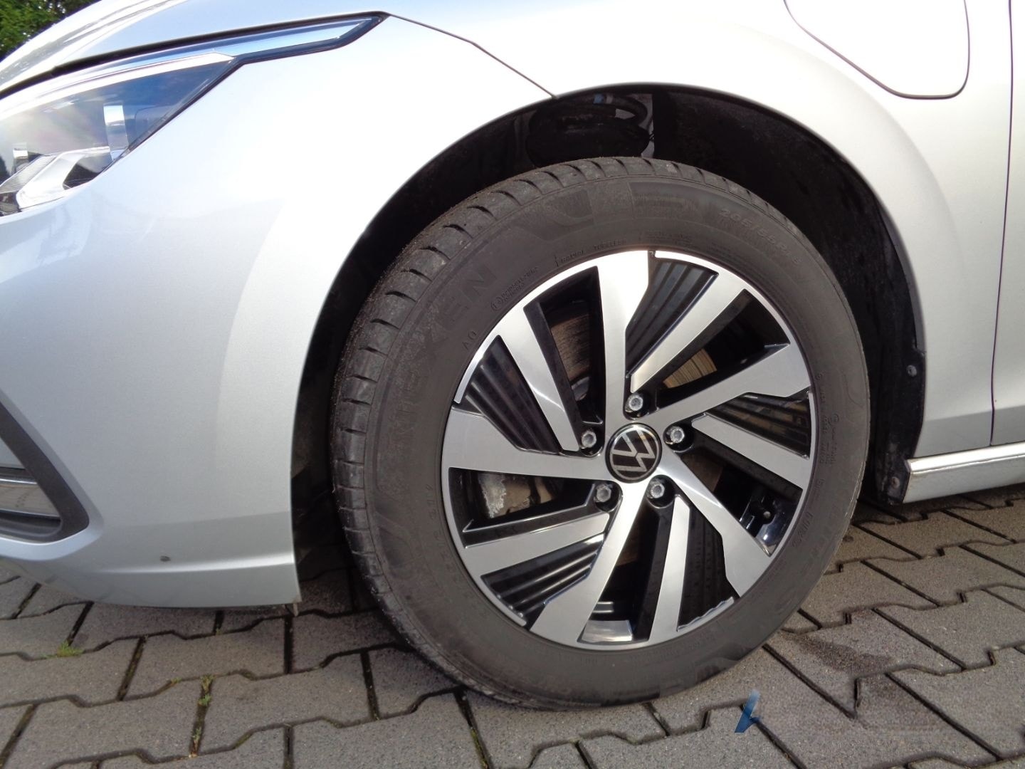 Volkswagen Golf VIII 1.4 eHybrid Style AHK R-KAM ACC NAVI foto 16