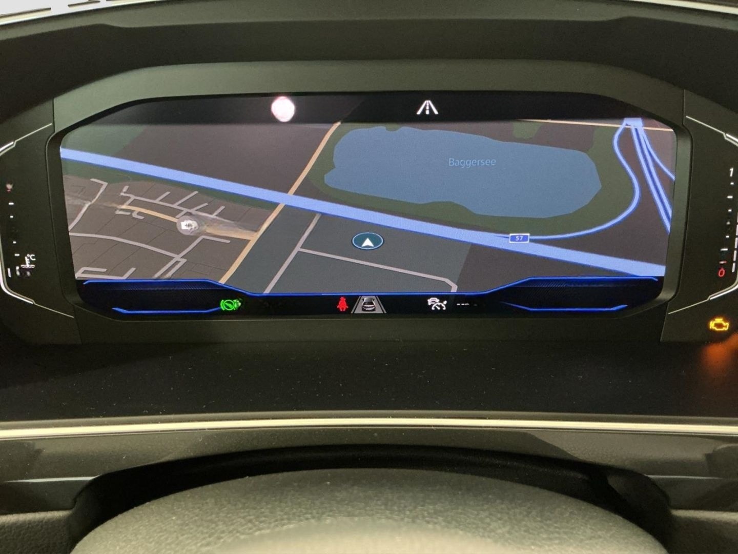 Volkswagen Tiguan R-Line 1.5 TSI 7-DSG ACC AHK DCC IQLIGHT foto 12