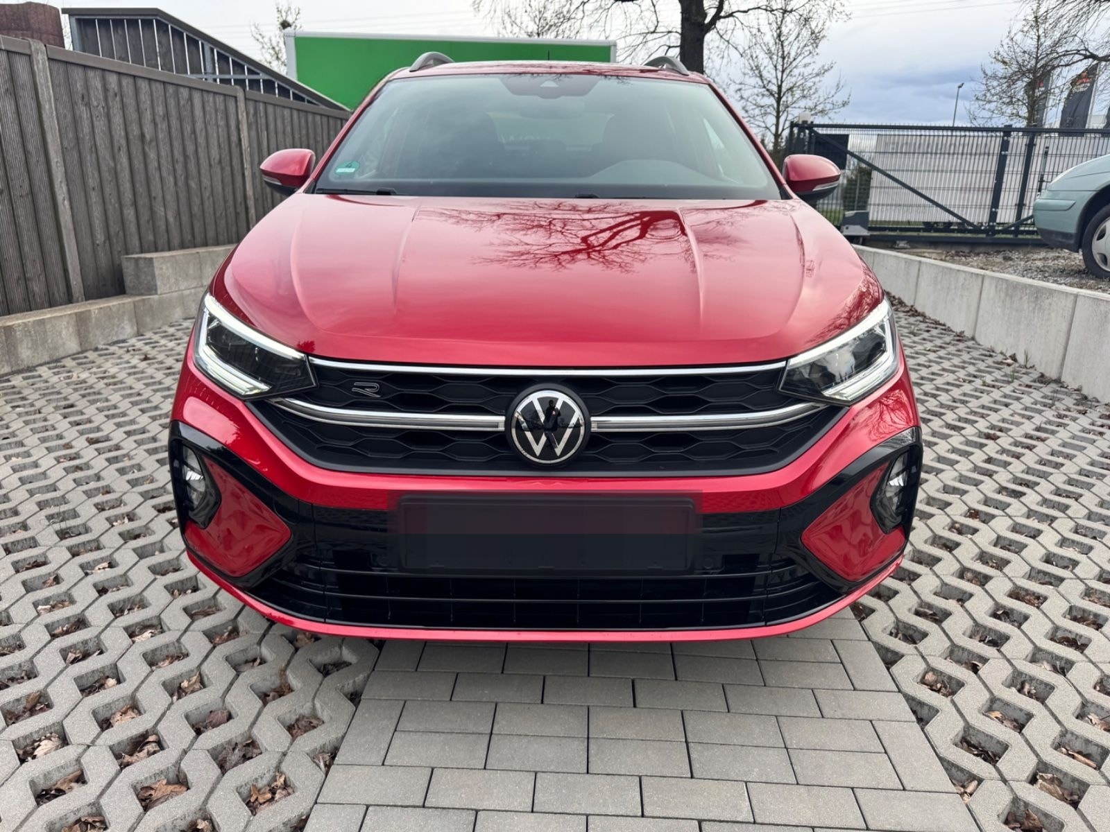 Volkswagen Taigo R-Line foto 2