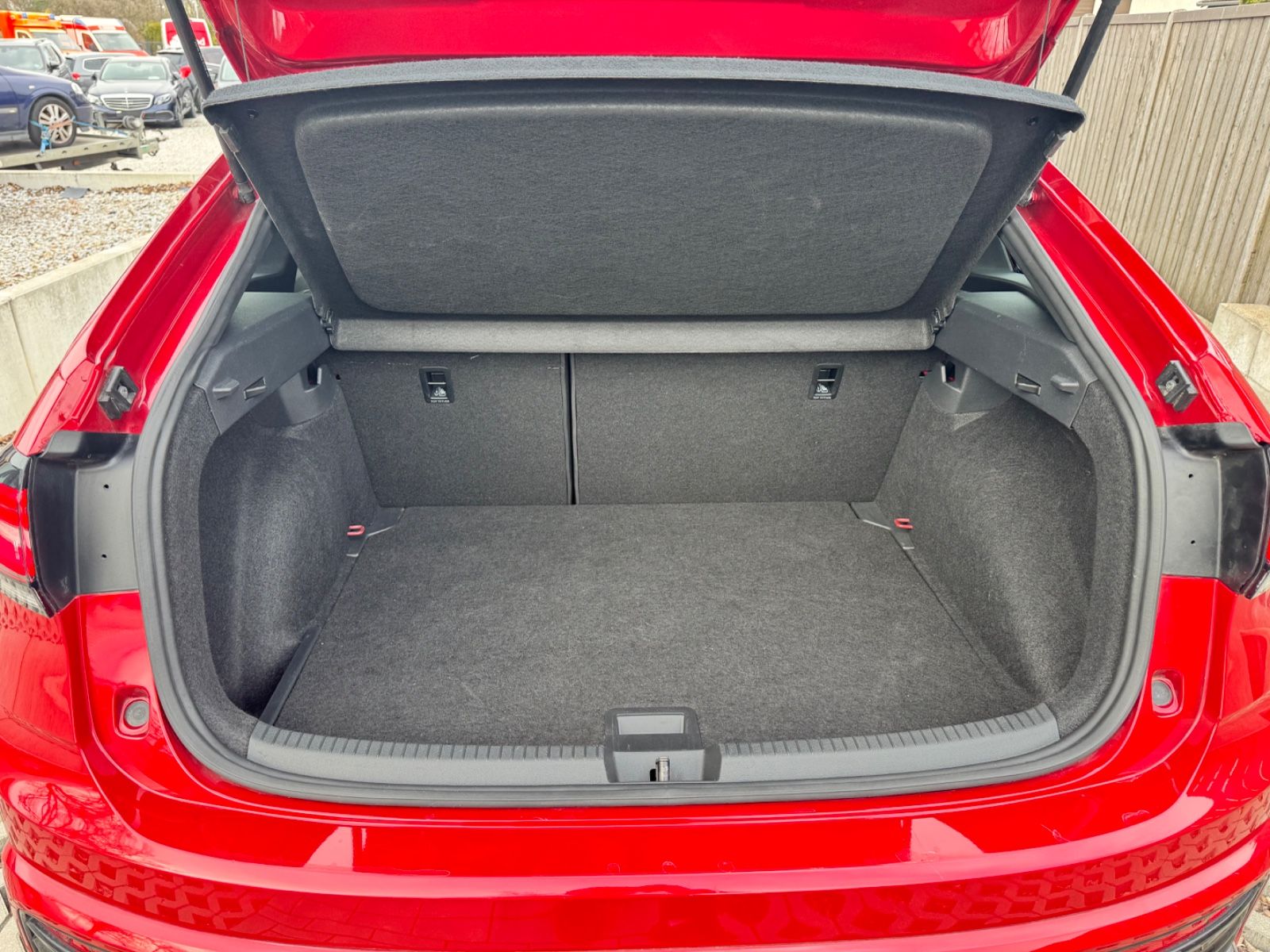 Volkswagen Taigo R-Line foto 14