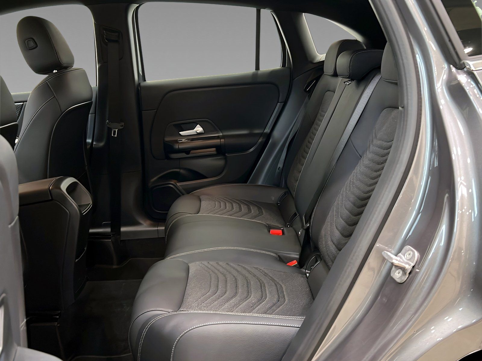 Mercedes-Benz GLA 200 MBUX+LED+PARKTRONIC+Kamera+SHz+AHK foto 9